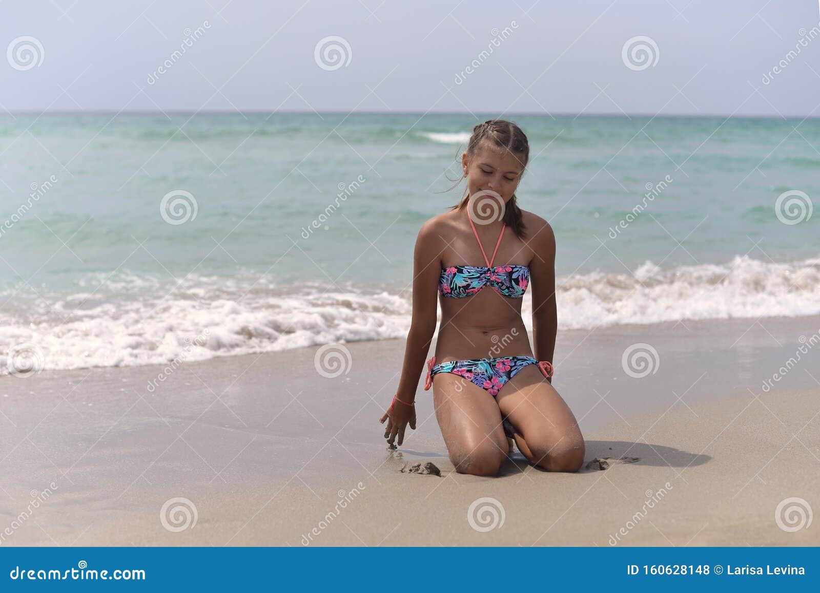 courtney brushett add sexy nude beach teens photo