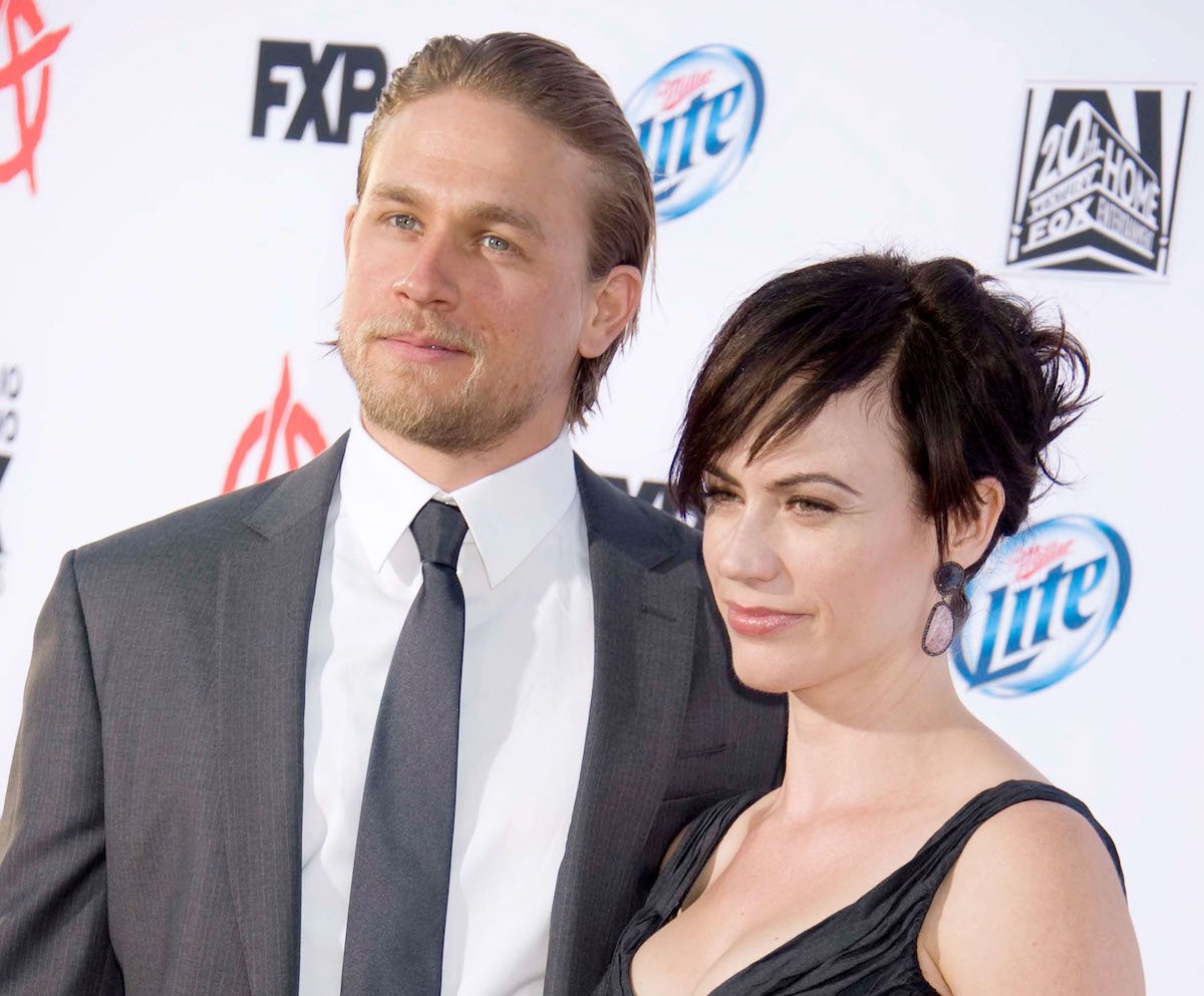Best of Maggie siff and charlie hunnam kiss