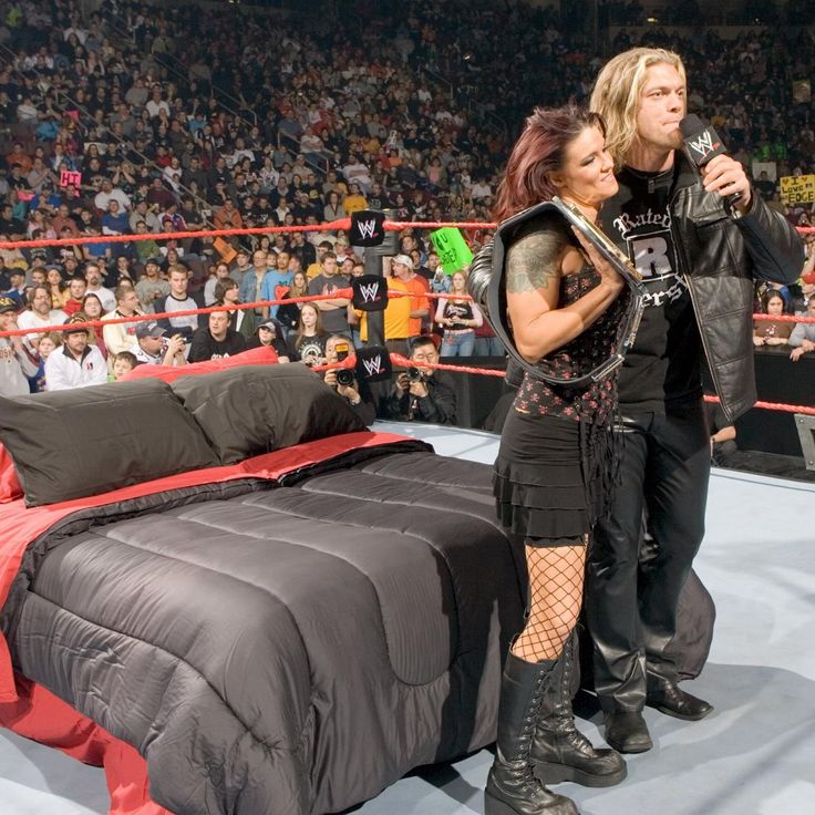edge and lita bed