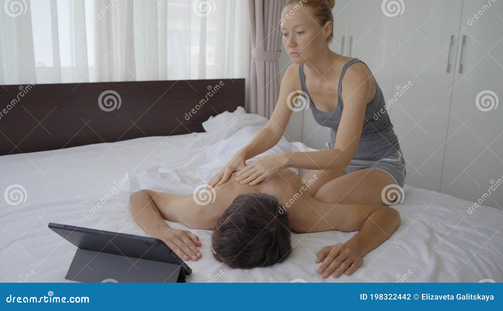 watching wife get massage