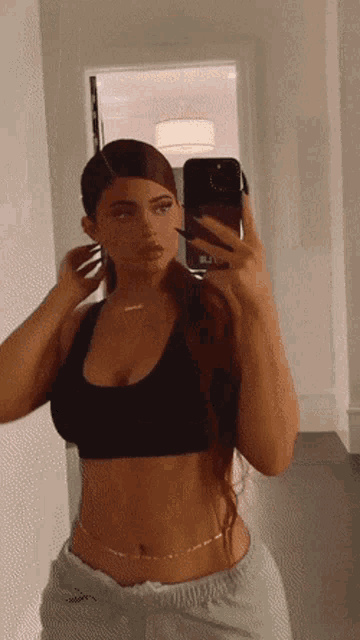 diana batlle recommends kylie jenner gif pic