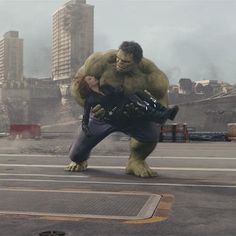 david vendy recommends Hulk And Black Widow Smash