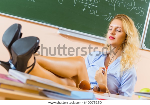 ammara haider recommends sexy teacher in class pic