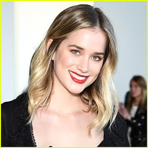 cody stephen add elizabeth lail hot photo