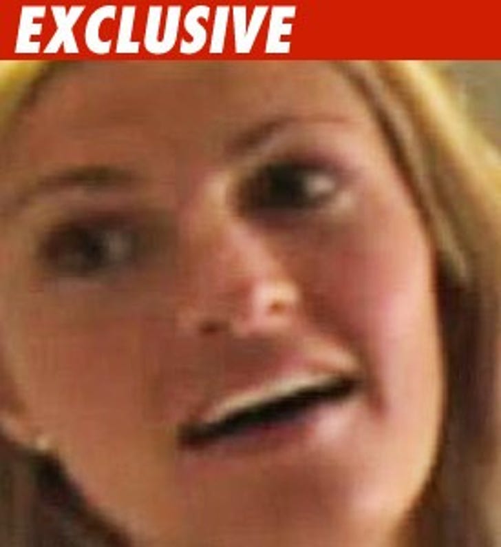 amanda slider share erin andrews spy video photos