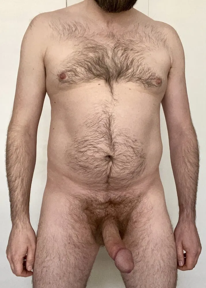 Hairy Daddy Nude builders porn