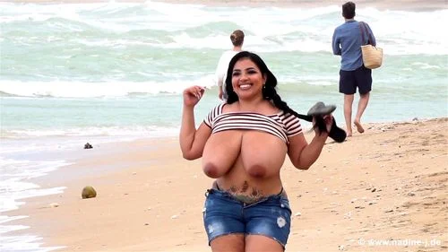 audrey collery add flashing tits on beach porn photo