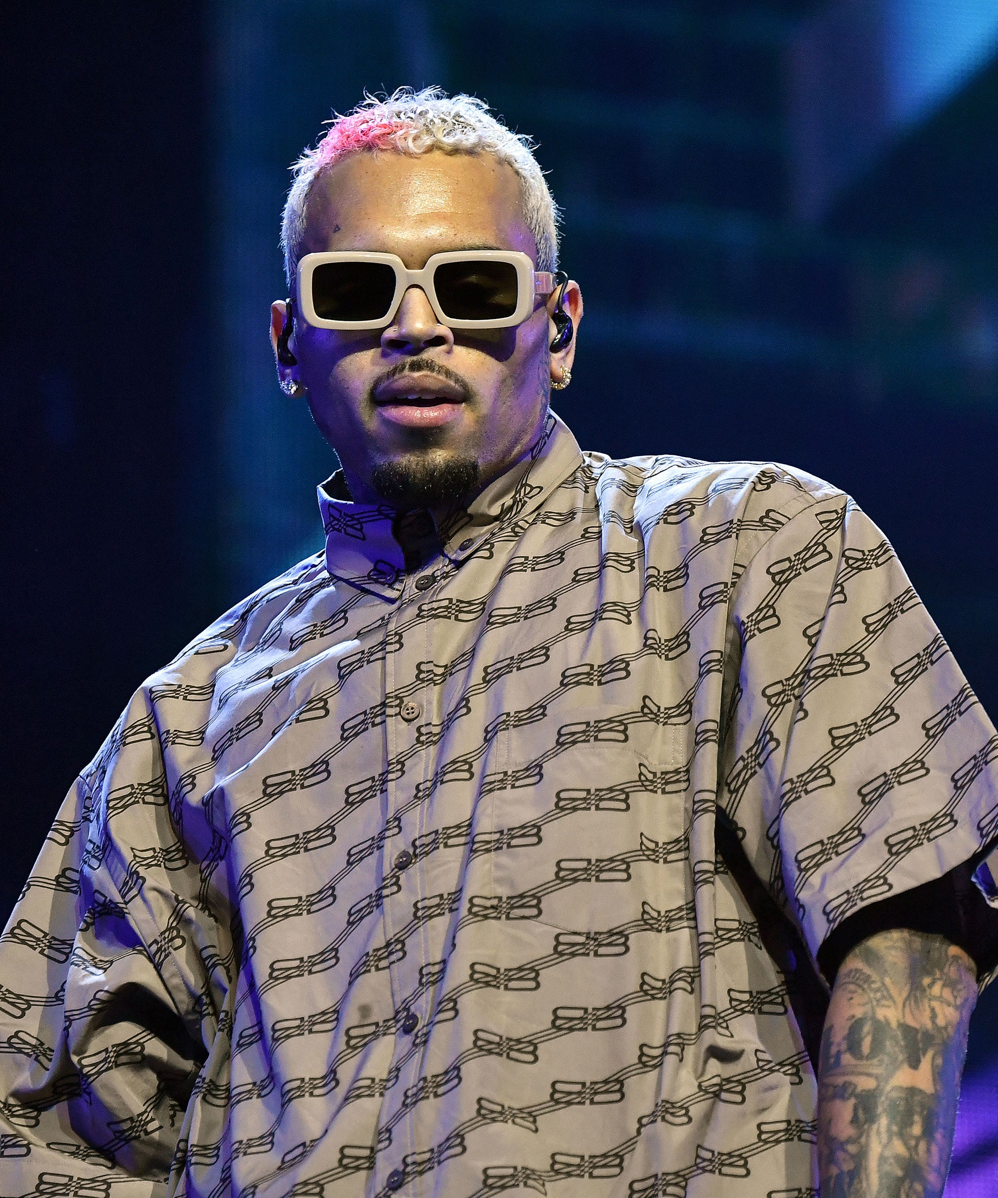 daniel kroft recommends chris brown fucking rihanna pic