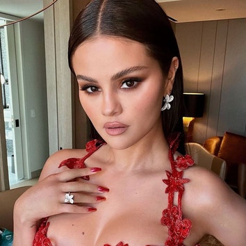 david elmi share selena gomez huge tits photos