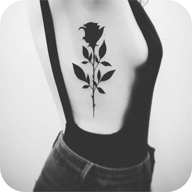 bayu suryadi recommends rosas negras tattoo pic