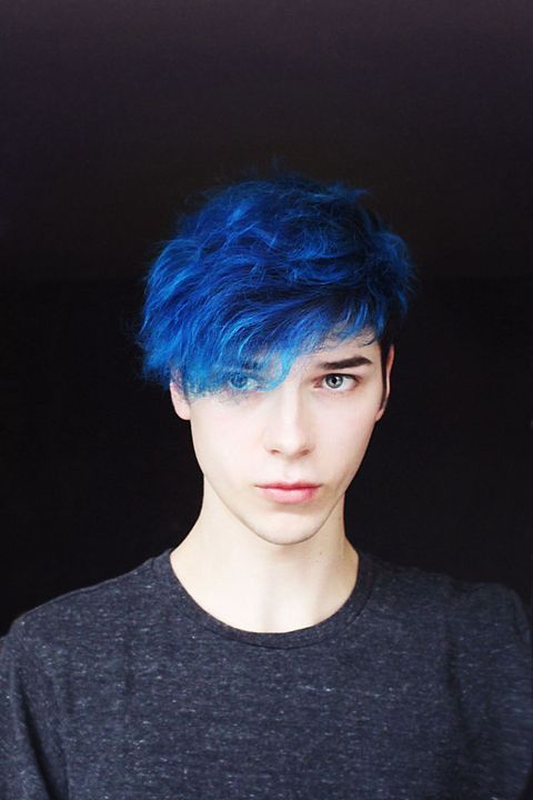 charl bester recommends Hot Guys With Blue Hair