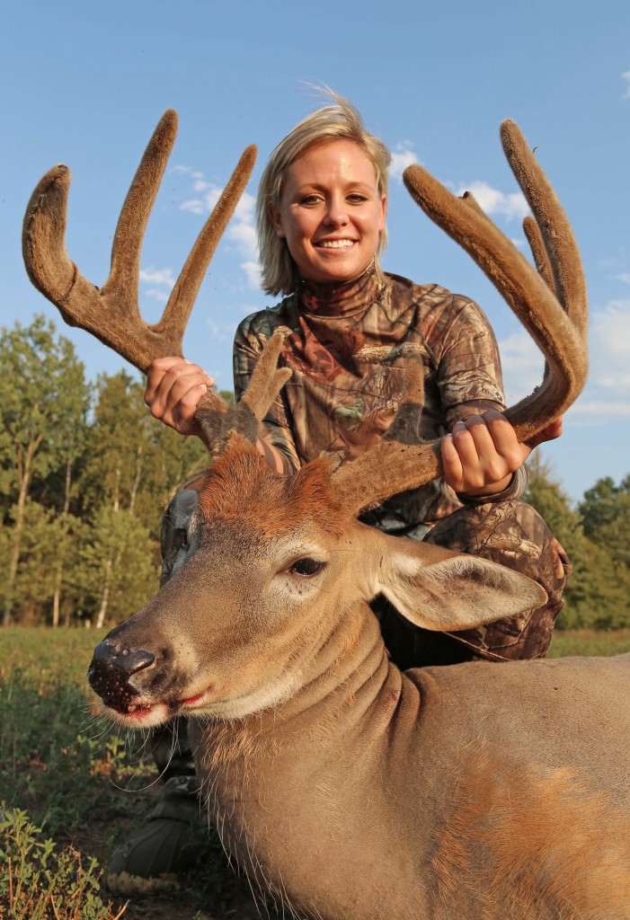 deepak david recommends Hot Women Deer Hunters