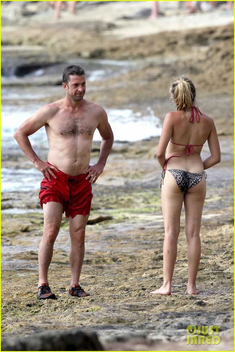 abhishek abraham add teresa palmer in bikini photo