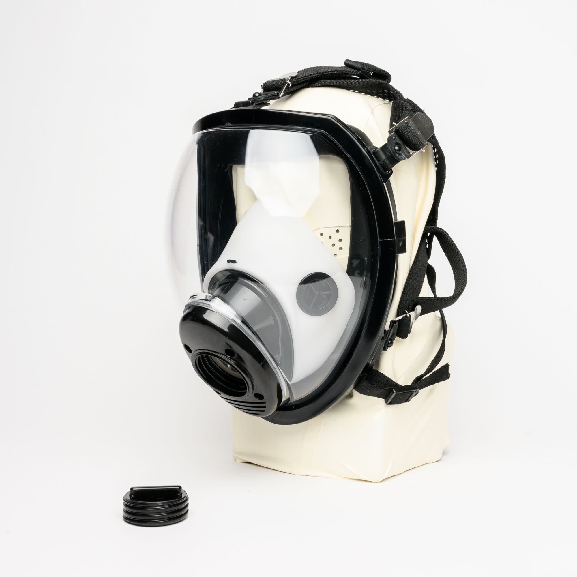 ahmed lafeer share gas mask breath play photos