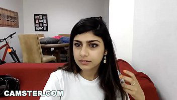 mia khalifa planetsuzy