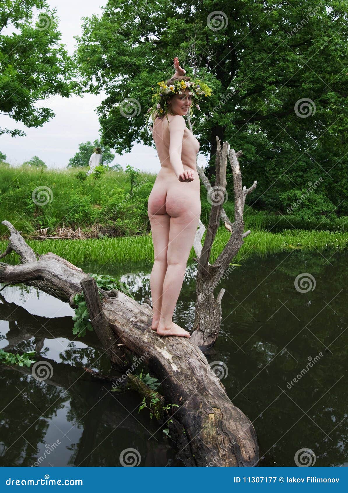 billy ray harrison recommends naked girls in nature pic