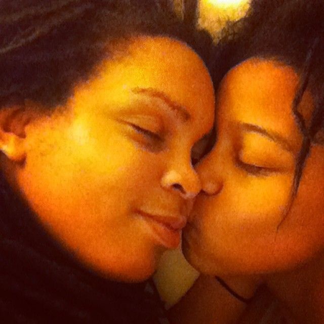 buddie ables add black lesbian kissing videos photo