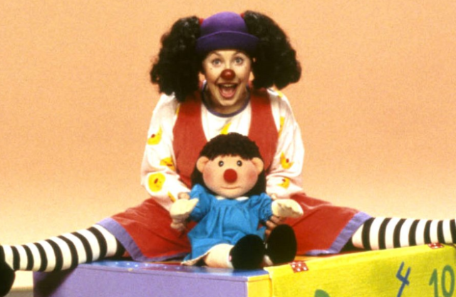 corrina thompson recommends big comfy couch molly pic