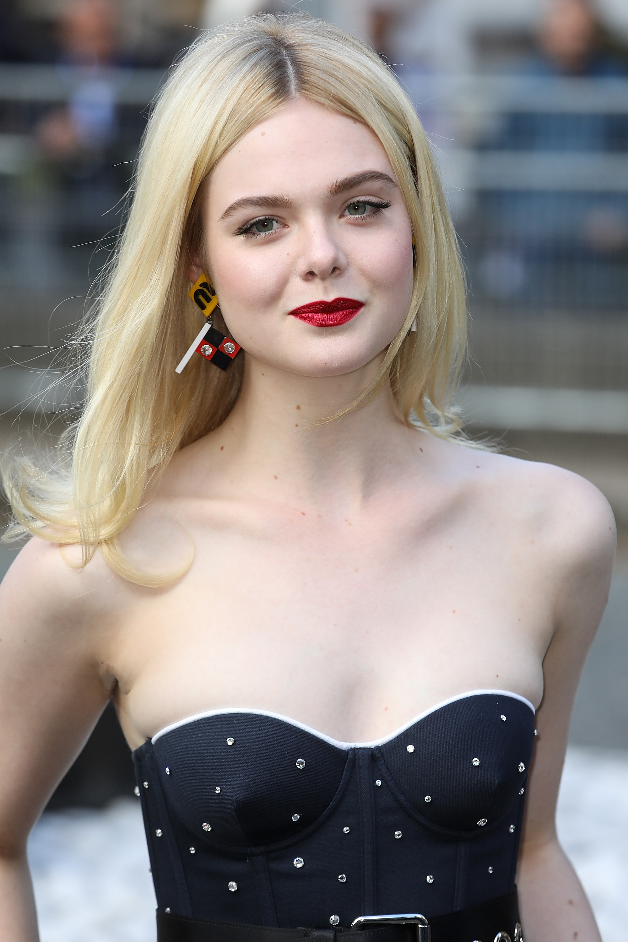 chris luxem add has elle fanning been nude photo