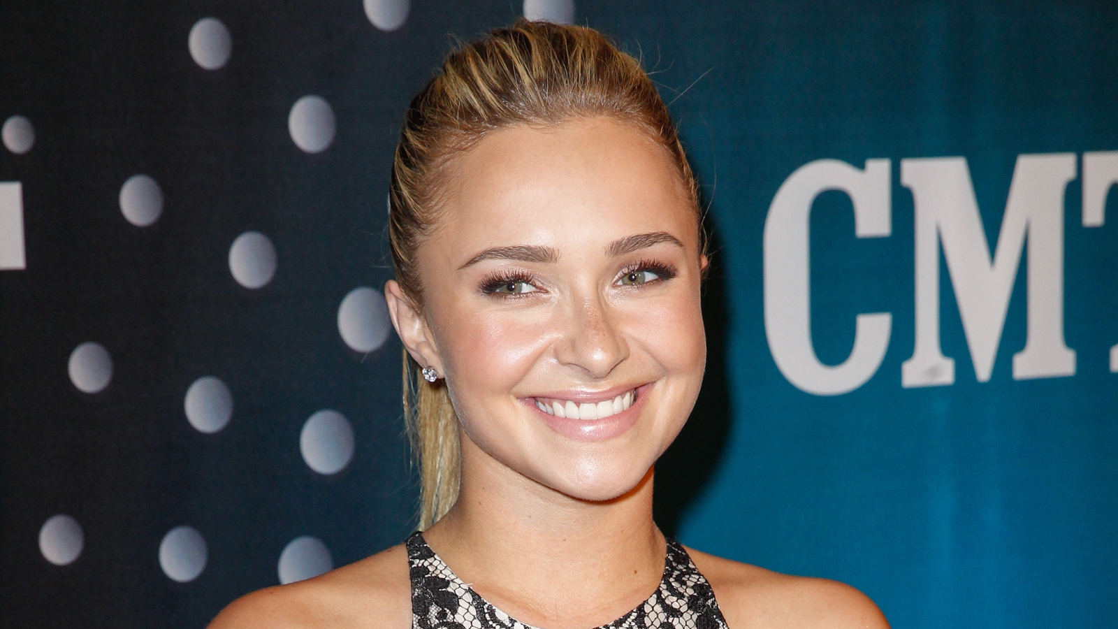 daniela dupree recommends Hayden Panettiere Sex Stories