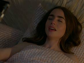 lily collins naked pics