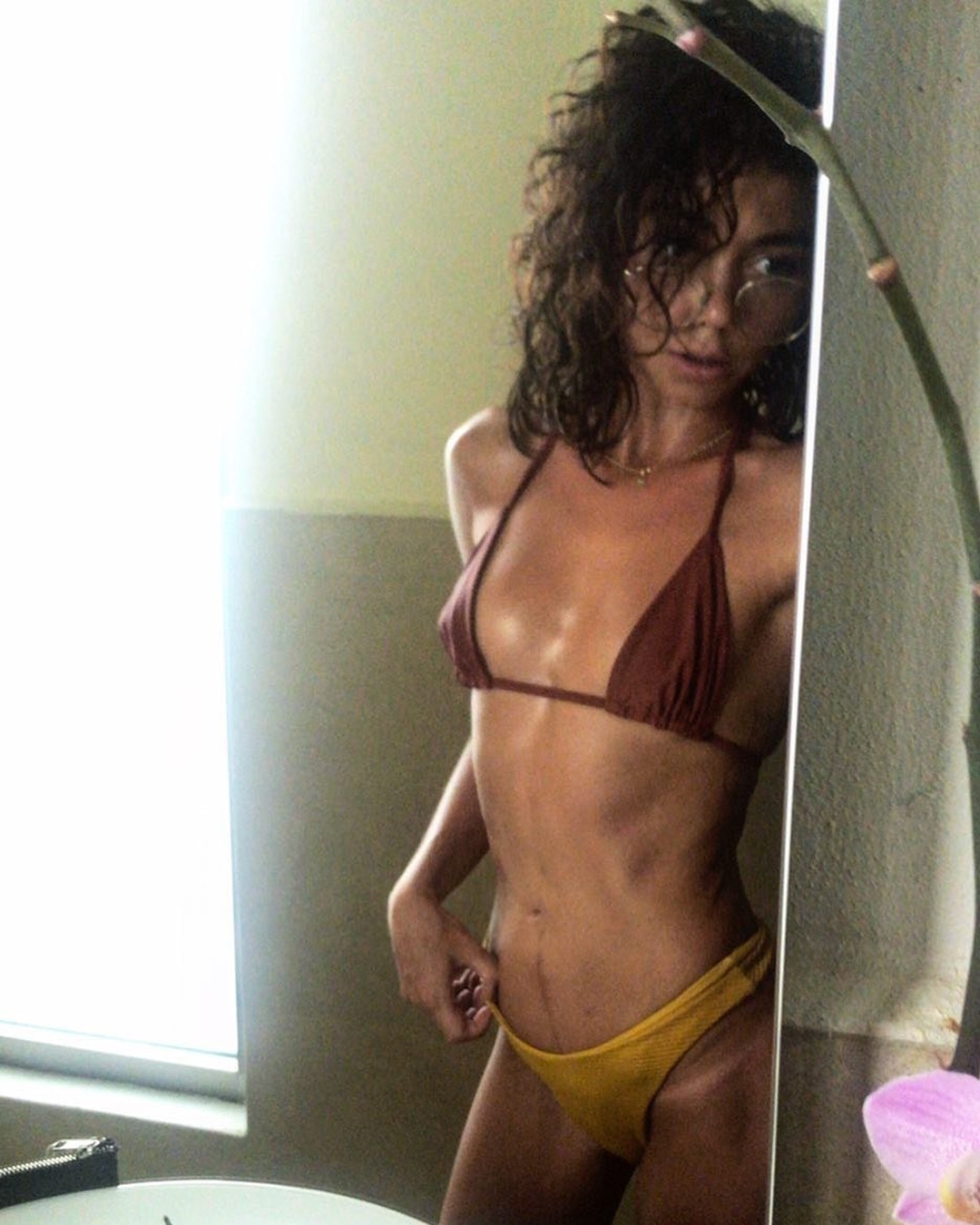 christel tan recommends sarah hyland lingerie pic