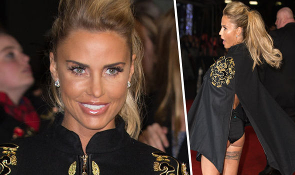 amanda toh add katie price wardrobe malfunction photo