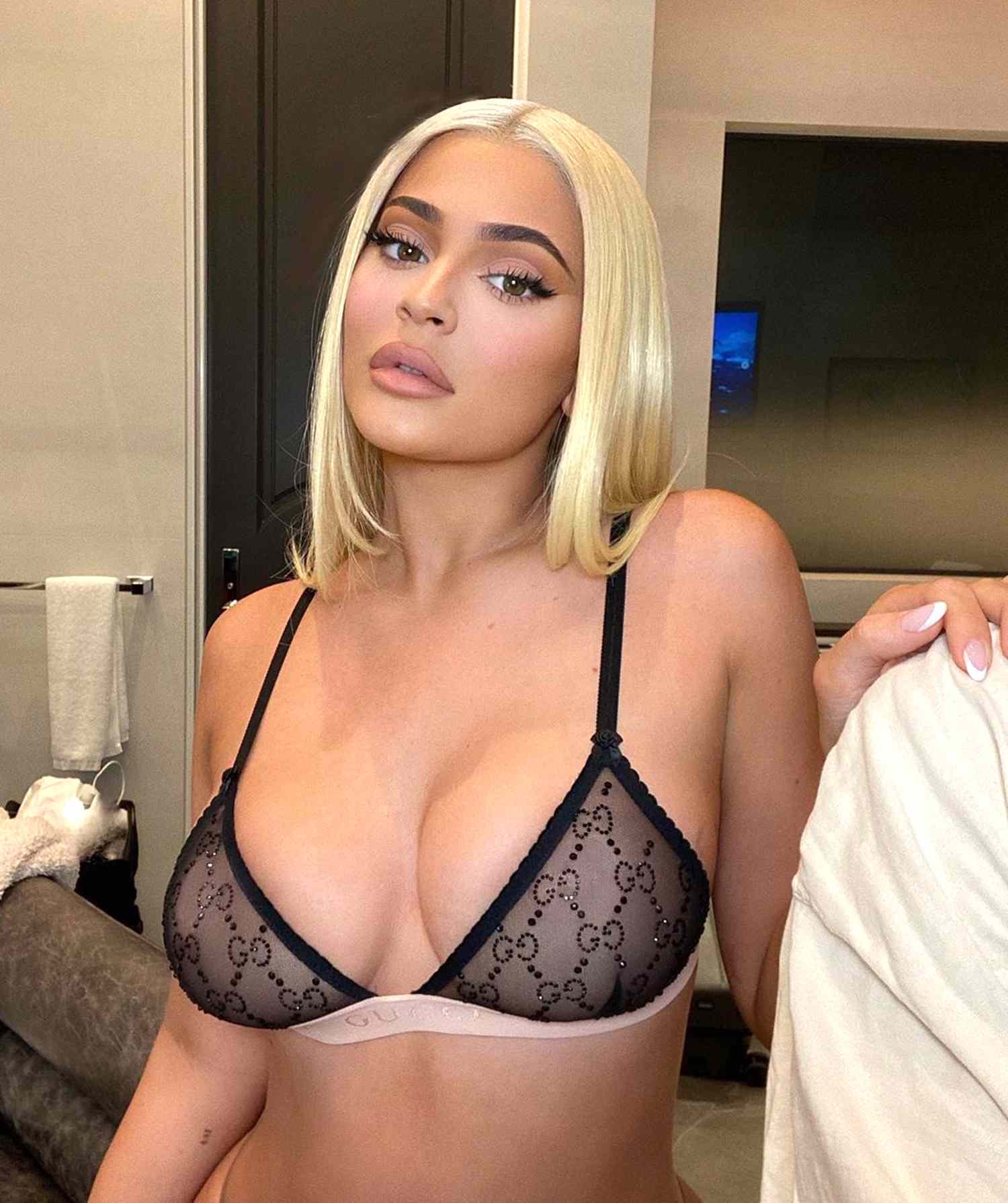 kylie jenner racy pictures