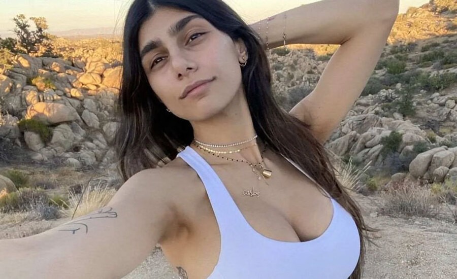 Best of Mia khalifa nude before boob job