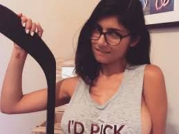 bobbie jean add photo mia khalifa left porn