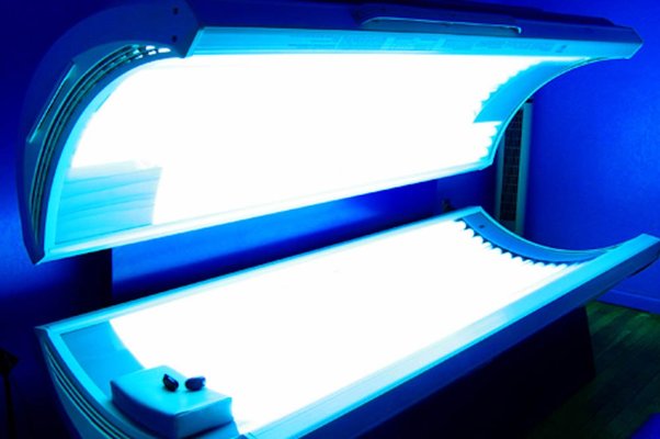 bethanie marshall recommends girl naked in tanning bed pic