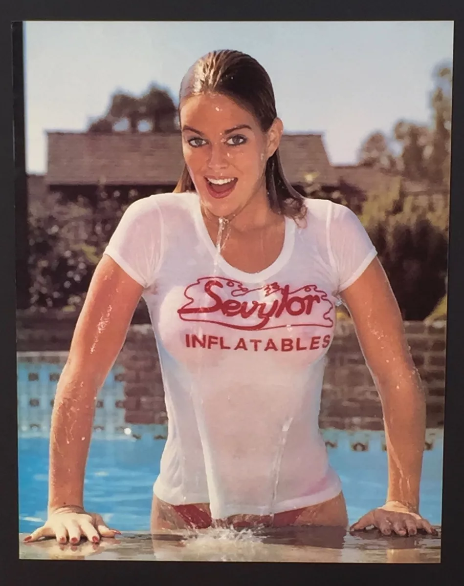 Female Wet T Shirt to gloryhole