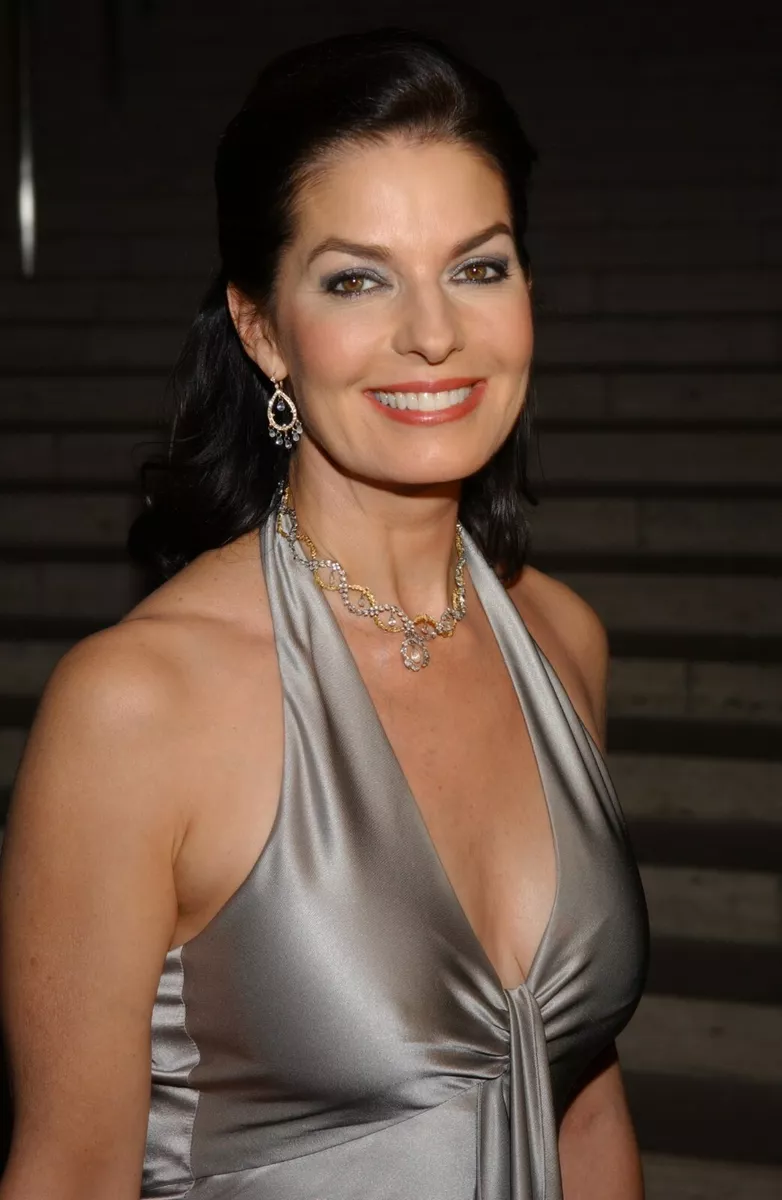 allison dunn recommends Sela Ward Nude