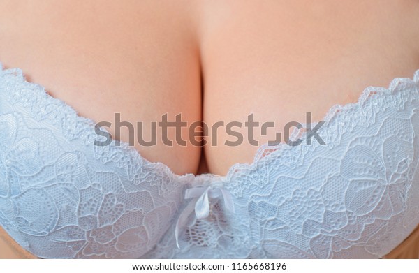 annum saleem share h cup nude photos