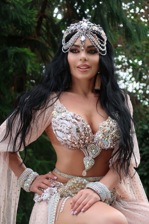 Arab Naked Belly Dance and latex