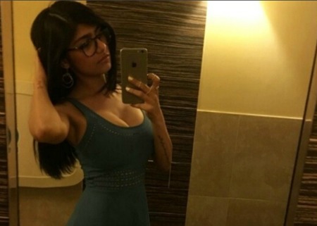 dharminder singh sidhu share mia khalifa twitter account photos