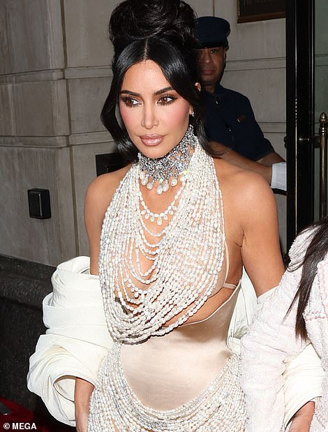 alyssa ablaza recommends Kim Kardashian Playpoy Photos