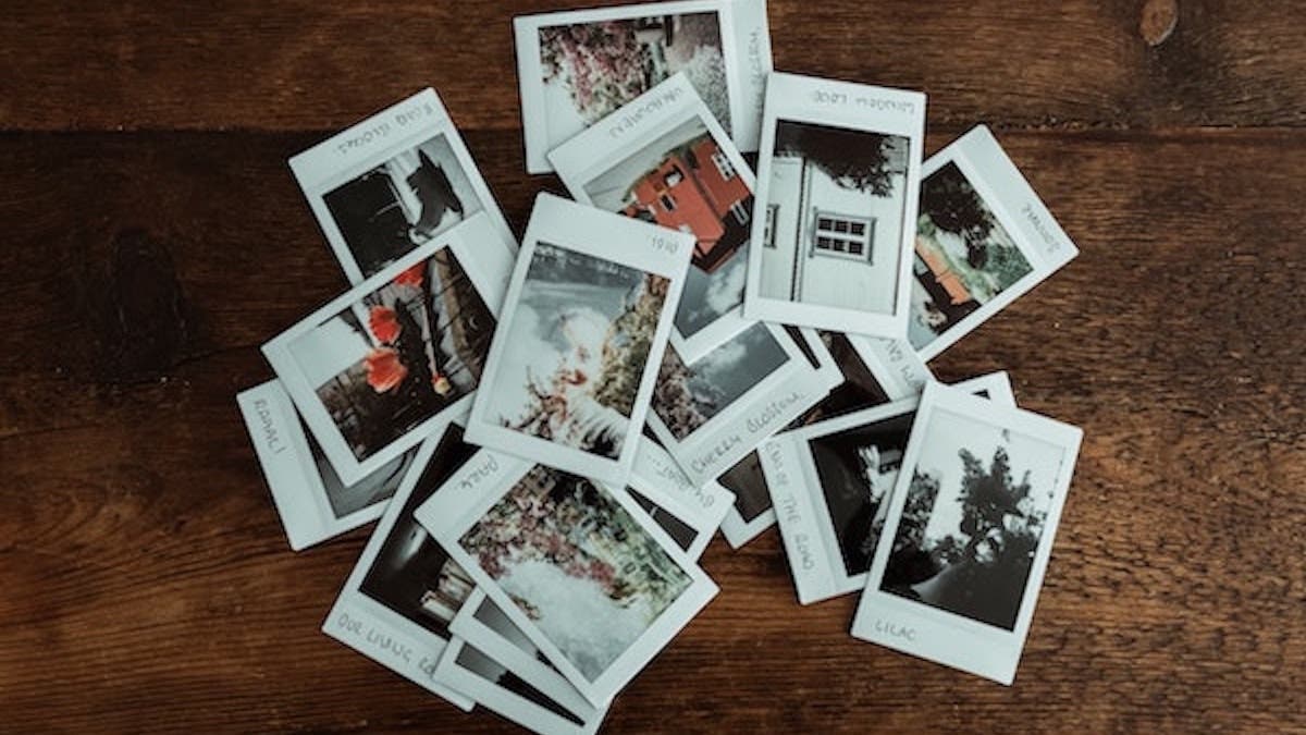 claudine giles recommends Cool Polaroid Picture Ideas