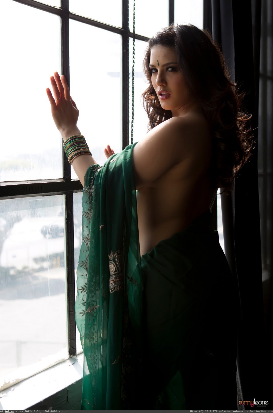 anthony ferrell share sunny leone saree porn photos