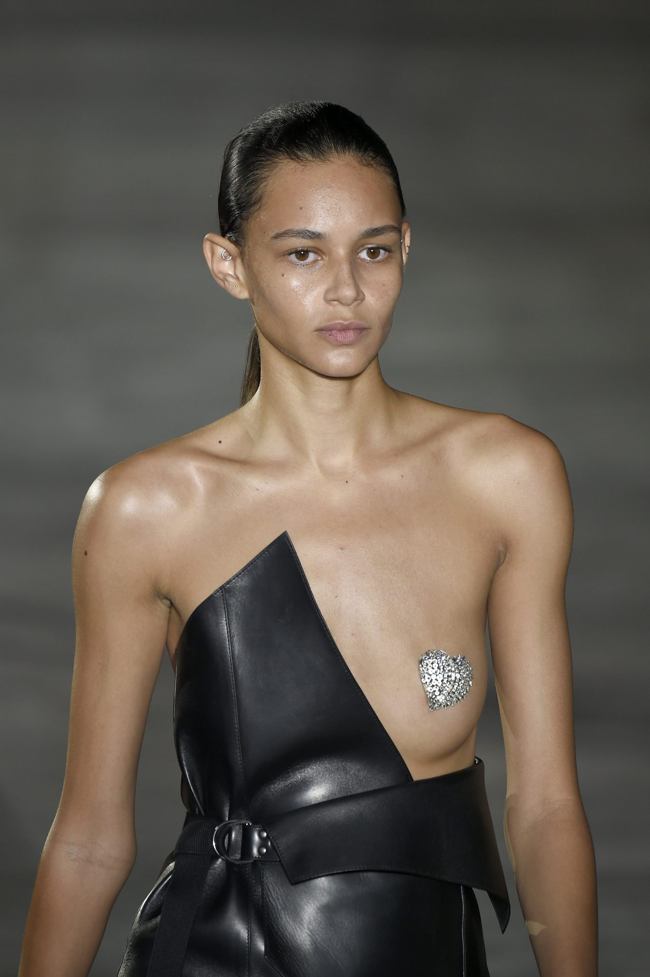 anneke buys recommends Nipples On The Catwalk