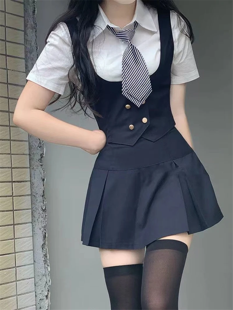 christina poindexter recommends Sexy Korean School Girl