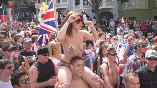 carly boyce recommends bay to breakers topless pic