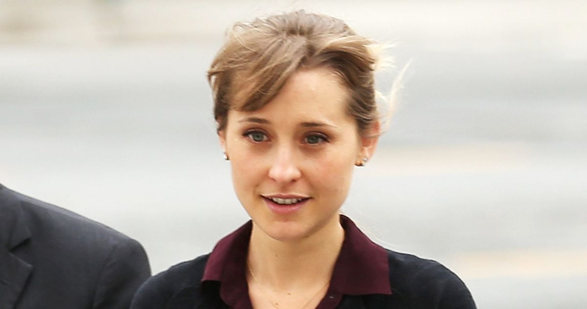 deeann whitley share allison mack leaked nude photos