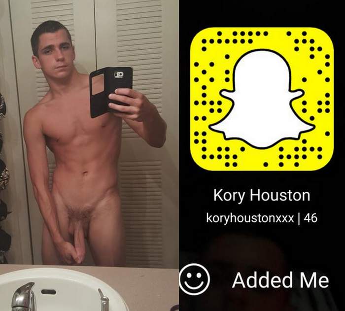 alexi caputo add pinky porn star snapchat photo