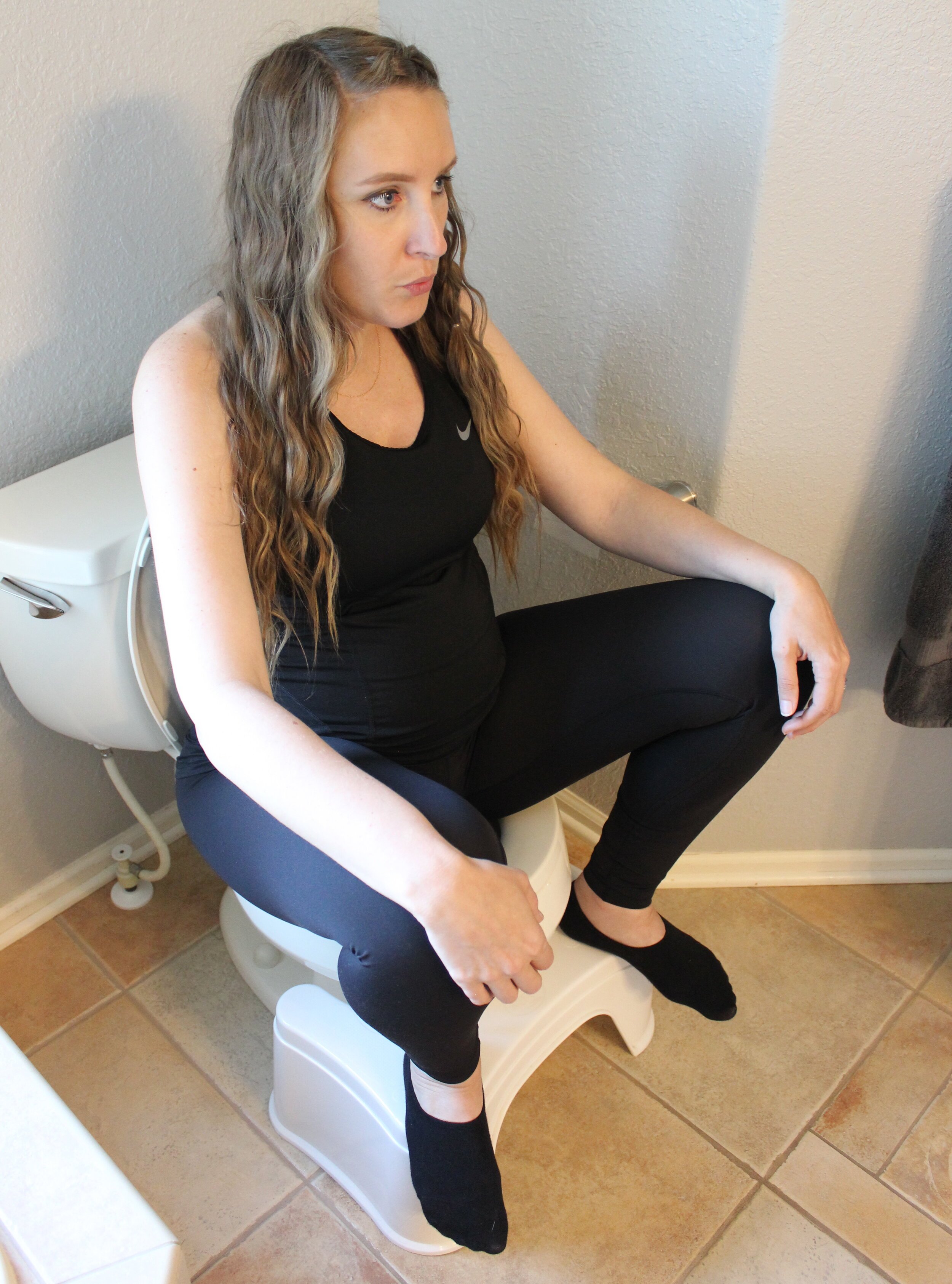 brittany golden recommends women shitting on toilet pic