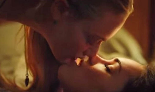 cindy nagy recommends Jennifer Lawrence Lesbian Kiss