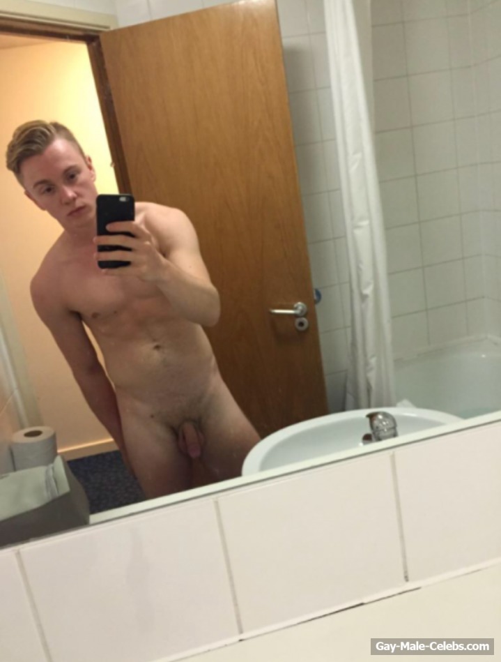 dave larder recommends Youtube Stars Nude