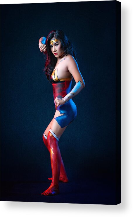 cheryl pesci recommends wonder woman bodypaint pics pic