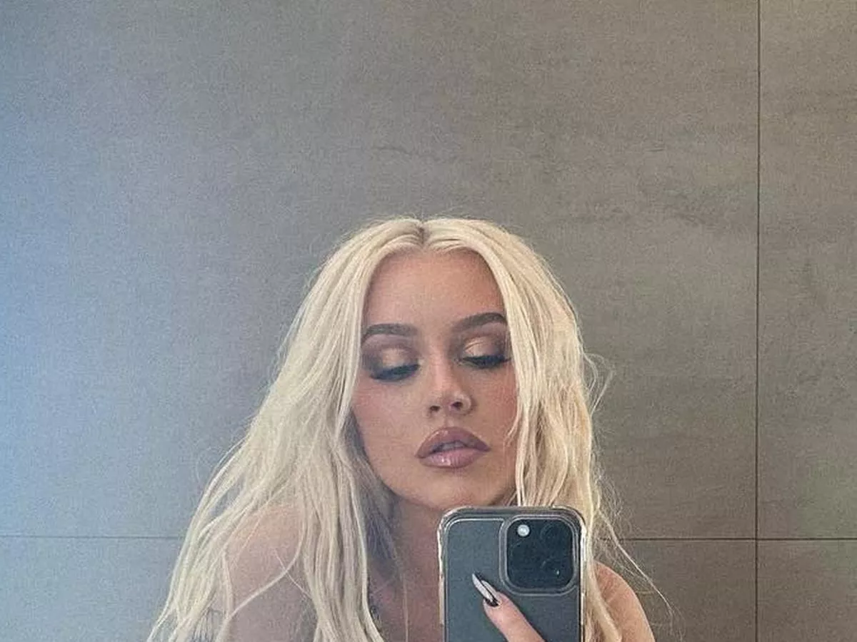 bana husseini recommends Christina Aguilera Nude Selfie