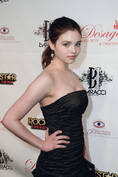 charlie lanier recommends India Eisley Hot